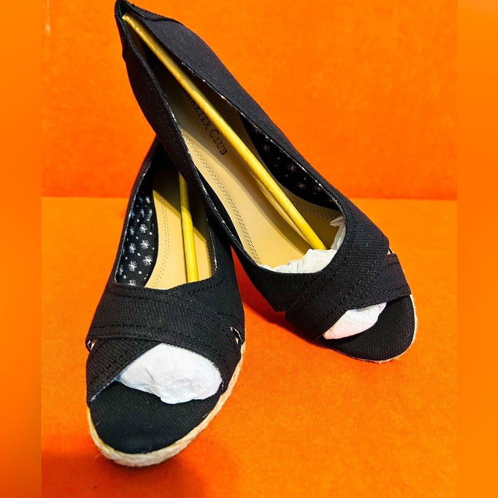 CHARTER CLUB WEDGE SHOE